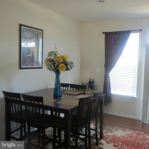Building Photo - 43830 Royal Fern Ln