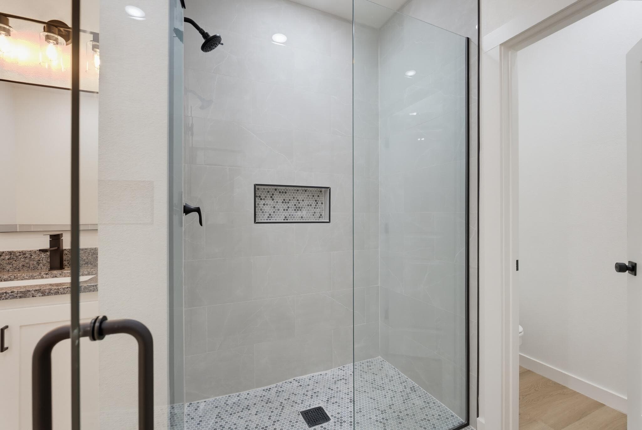 Building Photo - 7659 Lake Ridge Pky