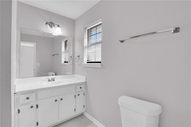 Building Photo - 3033 Parkside Ct