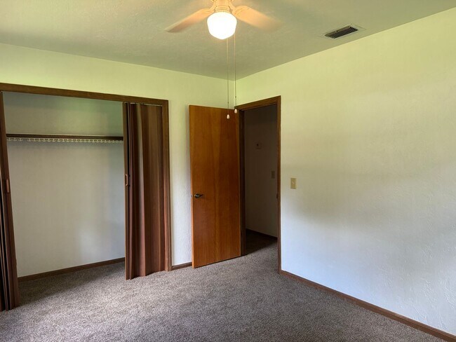 Building Photo - 16326 NW 118th Pl