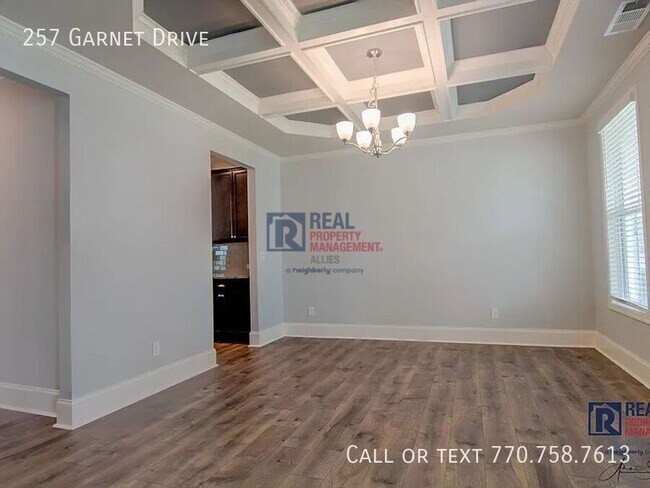 Building Photo - 257 Garnet Dr