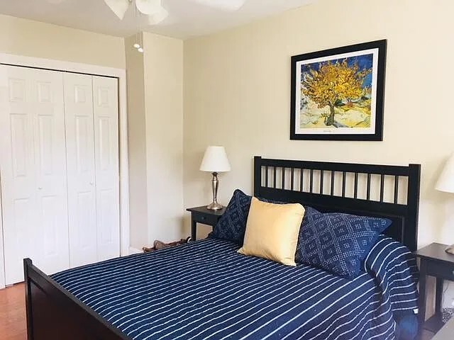 guest room - 228 Medwick Garth E