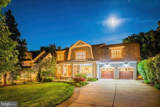 Primary Photo - 5600 Brite Dr