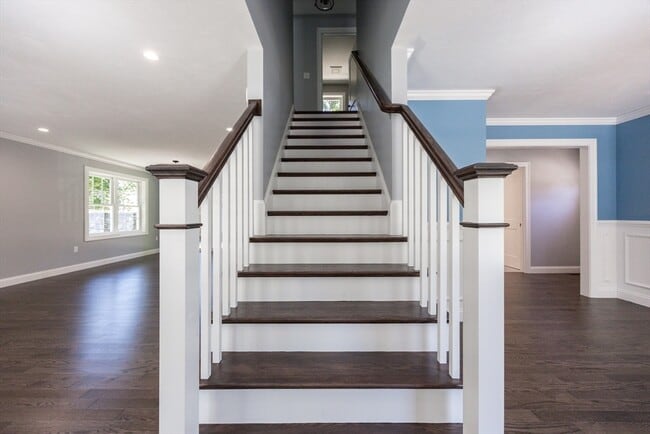 Building Photo - 122 Canal St