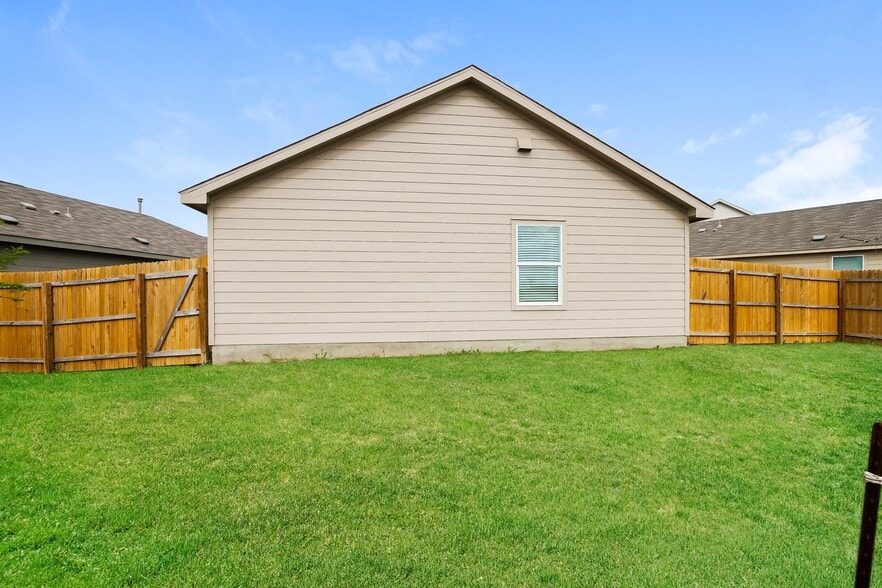 Building Photo - 4323 Fluvial Cir