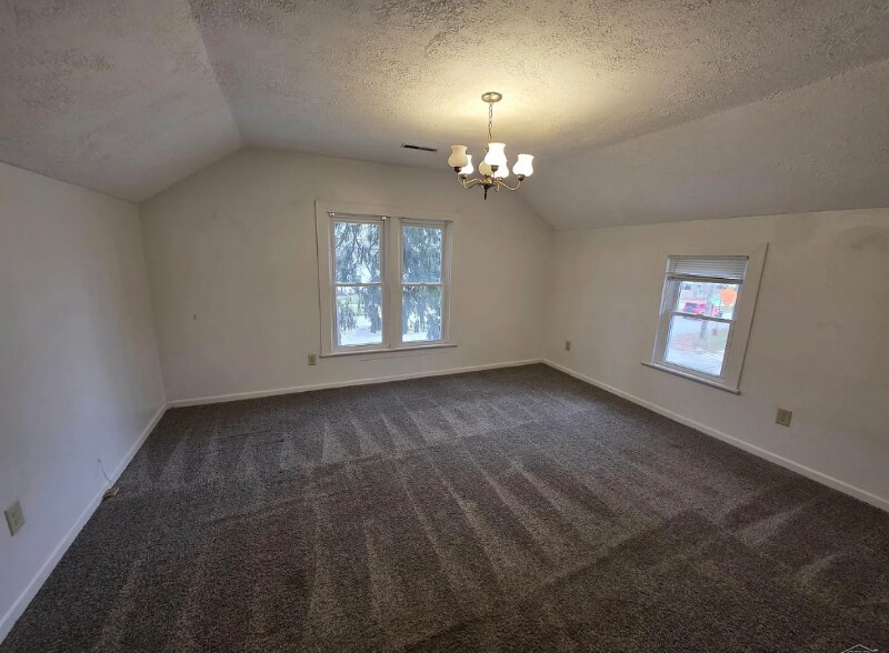 Building Photo - 3232 Court St