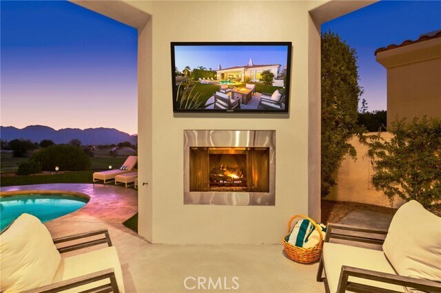 Building Photo - 55615 Turnberry Way