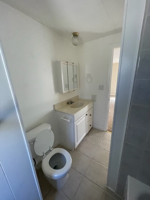 Master bathroom - 3302 Philadelphia Rd