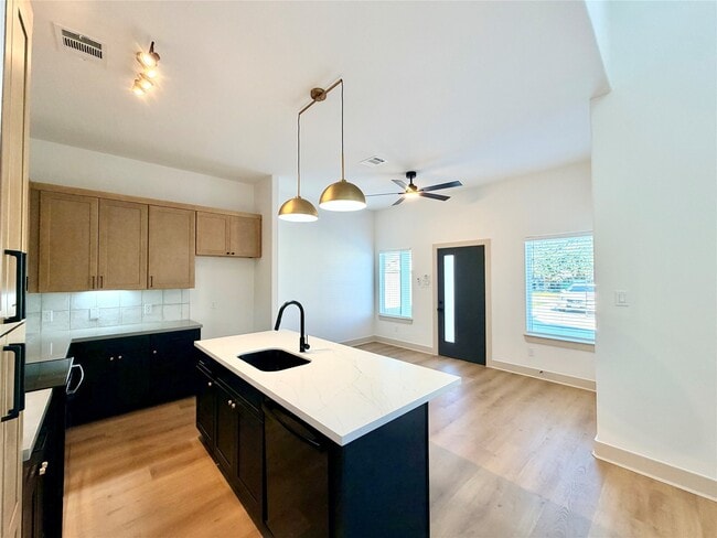 Building Photo - 4214 Clover St