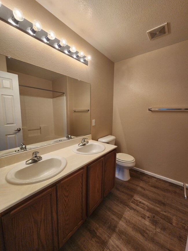 Building Photo - 7748 Cascade Bluffs Ct