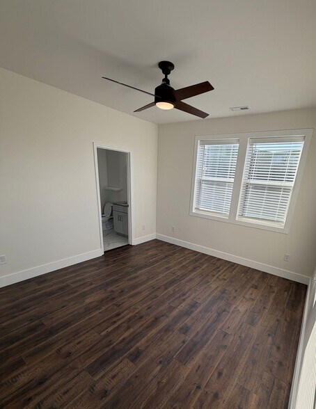 Building Photo - 1409 Woodbine Ave