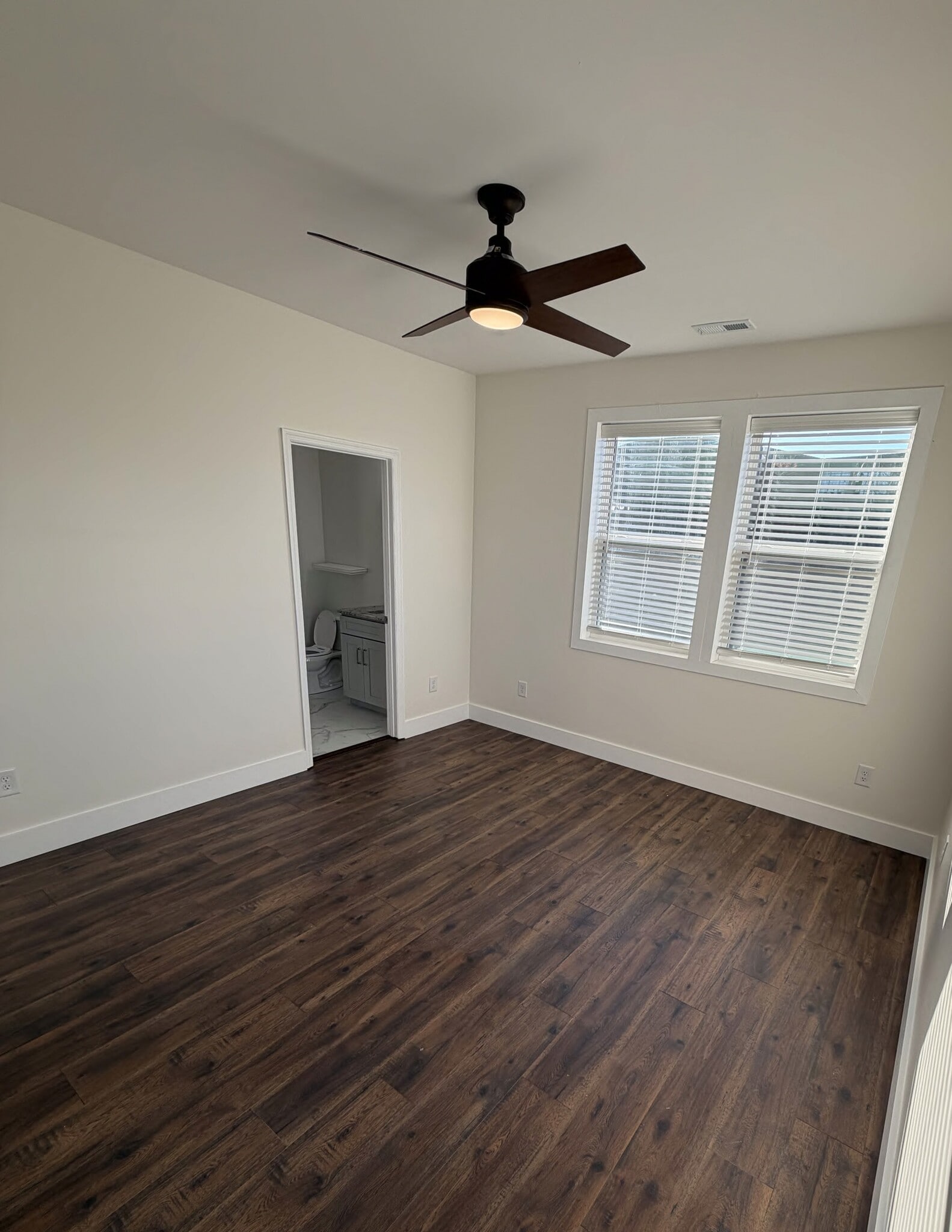 Building Photo - 1409 Woodbine Ave