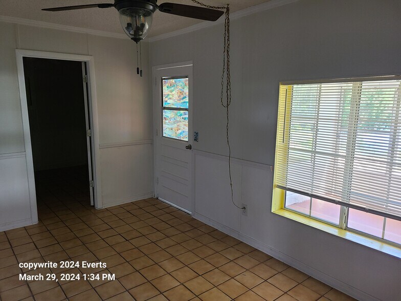 Building Photo - 13972 W Ozello Trl