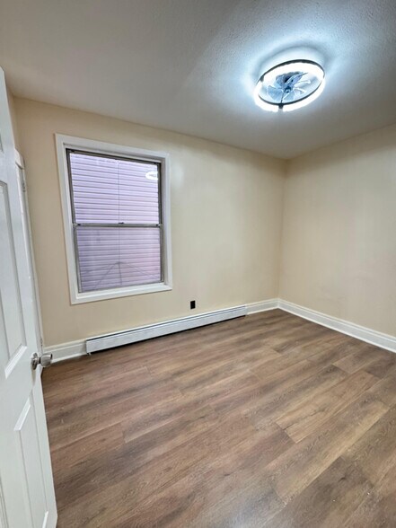 Building Photo - 244 Amherst St