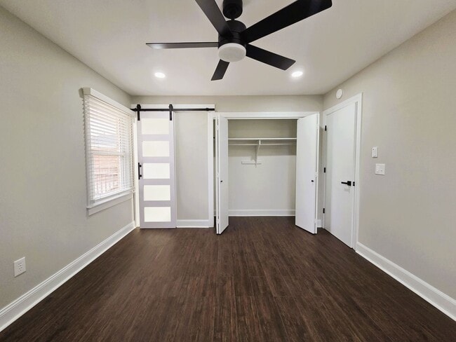 Building Photo - Remodeled ranch on large serene lot in Amelia County.