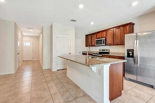 Building Photo - 8 Bella Oaks Dr