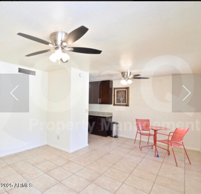 Building Photo - 8907 West Campbell Ave