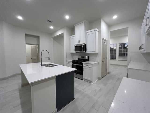 Building Photo - 2905 Italia Ter