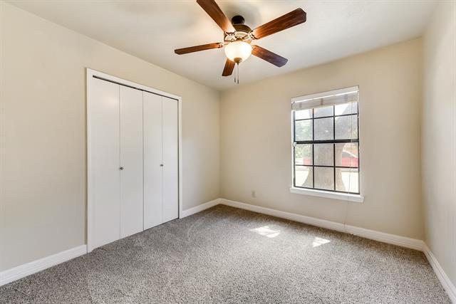 Building Photo - 1406 Collin Dr