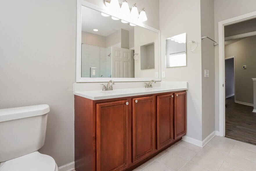 Building Photo - 8749 Silk Bay Pl