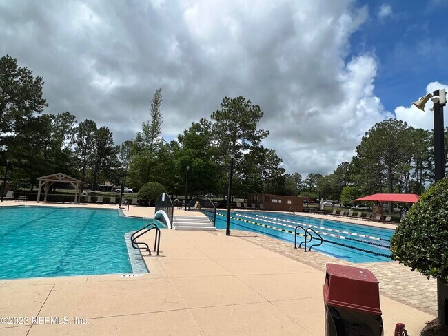 Building Photo - 8531 Longford Dr