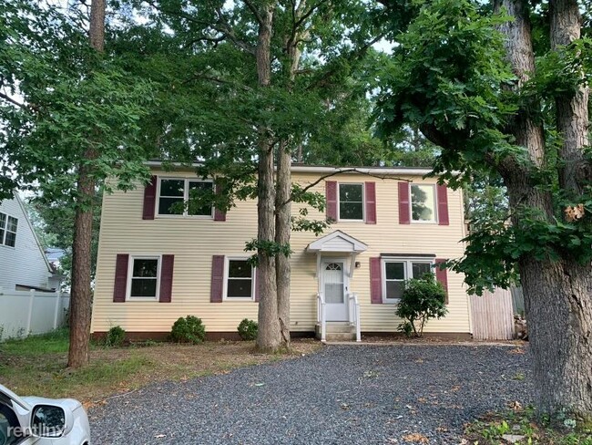 Primary Photo - 6 br, 2 bath House - 574 Nautilus Dr