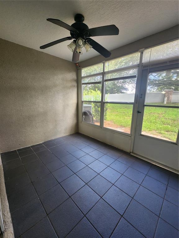 Building Photo - 2302 Lake Woodberry Cir