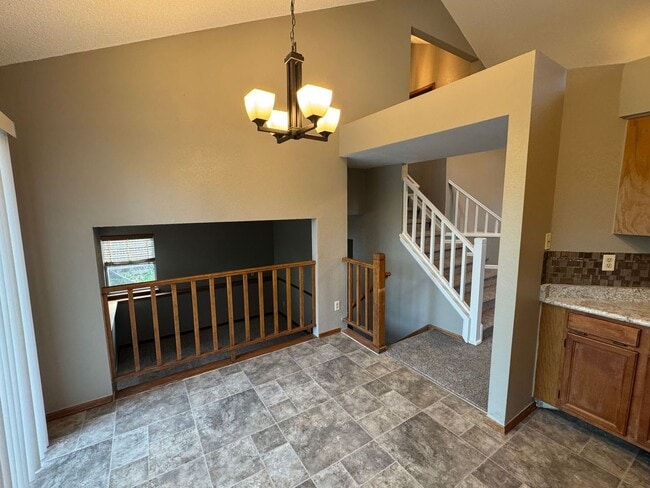 Building Photo - Well Kept 3 BED/2 BA Home in Westminster - AVAILABLE 6/5