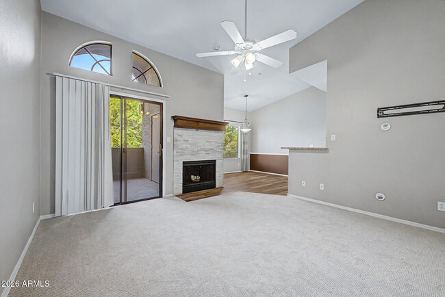 Building Photo - 9600 N 96th St