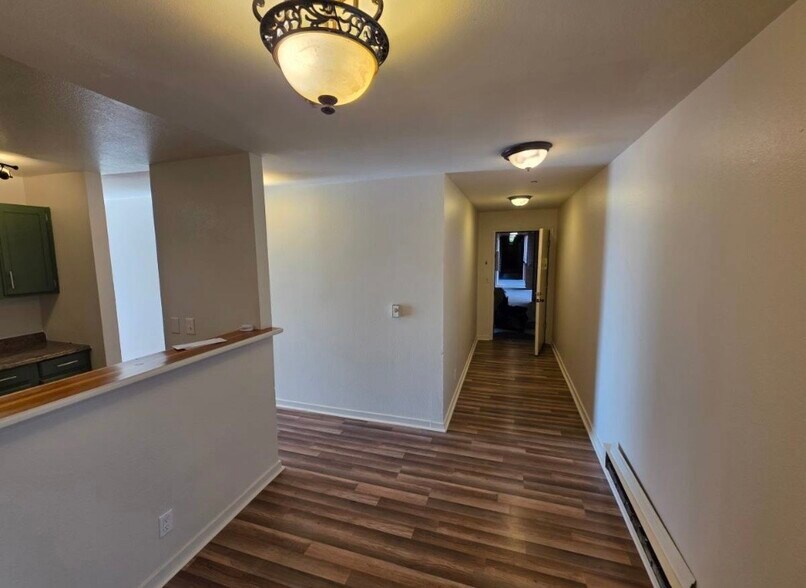 Front door walkway - 2901 MacArthur Blvd