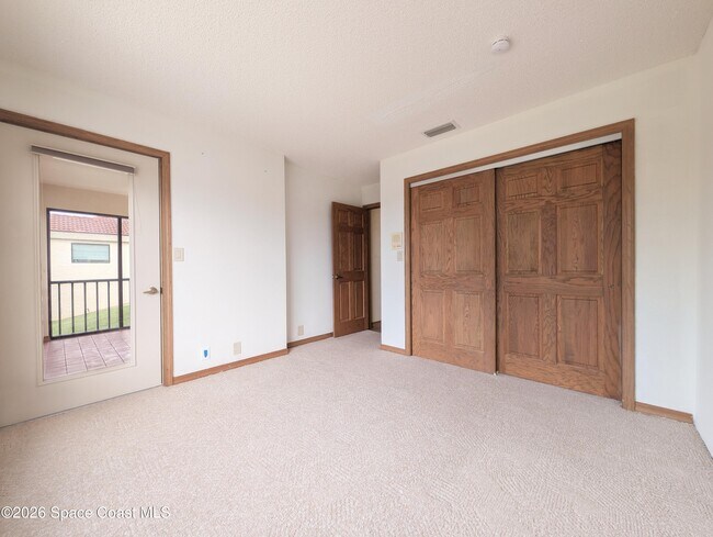 Building Photo - 3686 Muirfield Dr