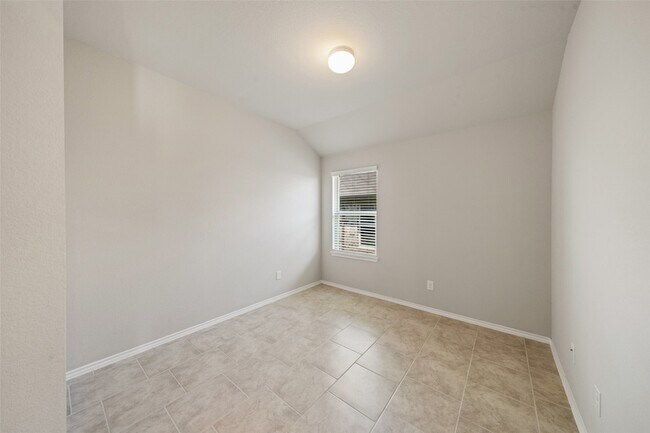 Building Photo - 13919 Leigh Lake Ln