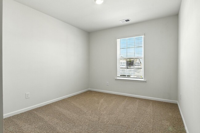 Building Photo - Beautiful New Construction 4 Bed 2.5 Bath ...