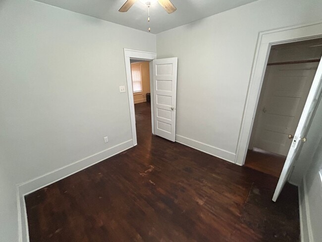 Building Photo - 2bed/1bath Single Family Home For Rent in ...