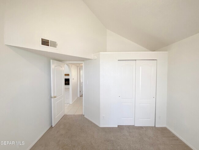 Building Photo - 4320 Loma Del Norte Dr