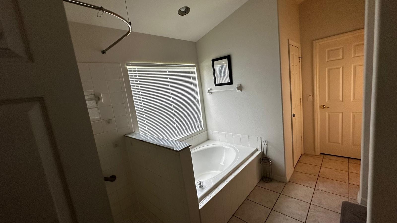 Bath 1 - 2651 Oneida Loop