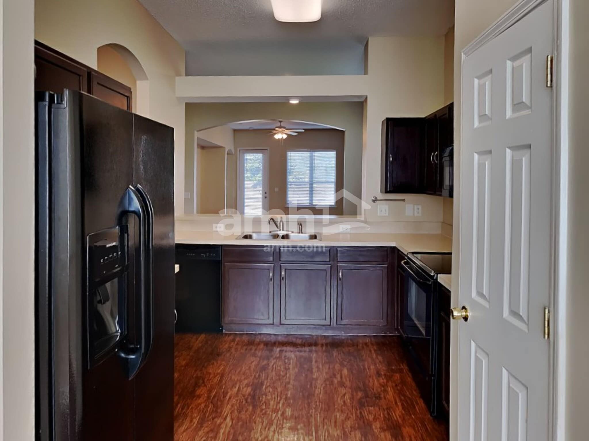 Building Photo - 2996 Centerwood Dr