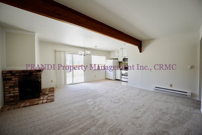 Building Photo - 120 Stanford Way