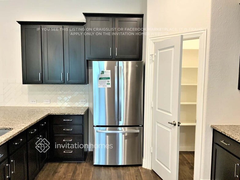 Building Photo - 3112 Aransas Ave