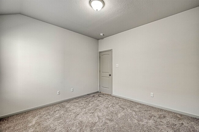 Building Photo - 7910 Cypress Country Dr