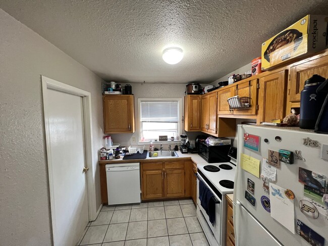 Building Photo - 2 Bedroom Home located across from KSU Cam...