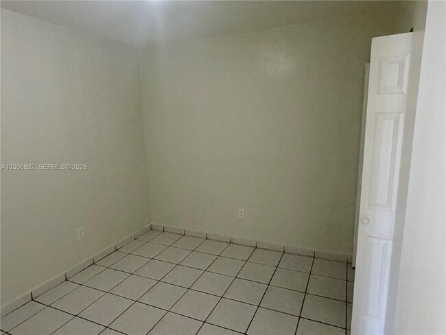 Building Photo - 10375 SW 152nd Terrace