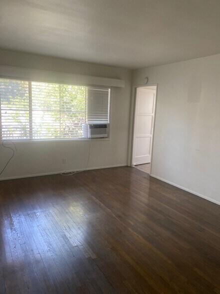 Building Photo - 1112 Fremont Ave