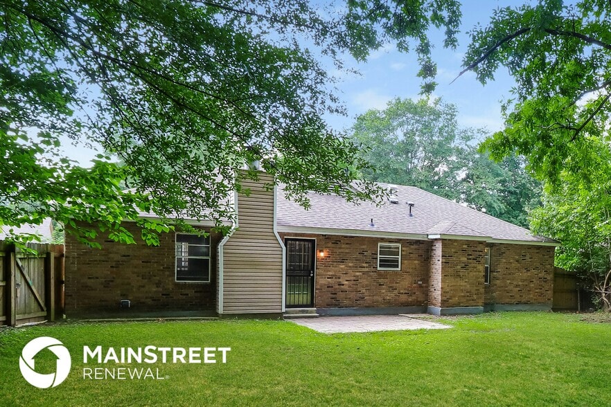 Building Photo - 4042 Chinaberry Cove