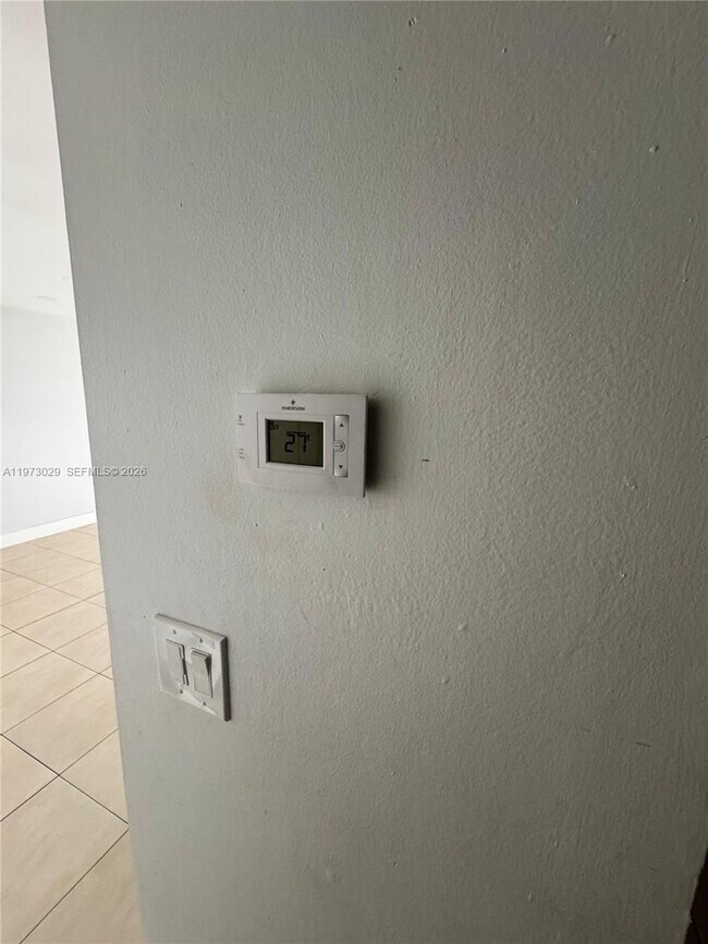 Building Photo - 4241 NW 19th St