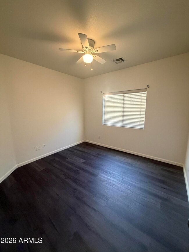 Building Photo - 4455 E Peach Tree Dr