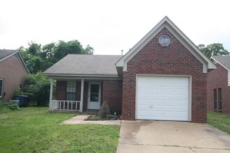 Building Photo - 9793 Riggan Dr