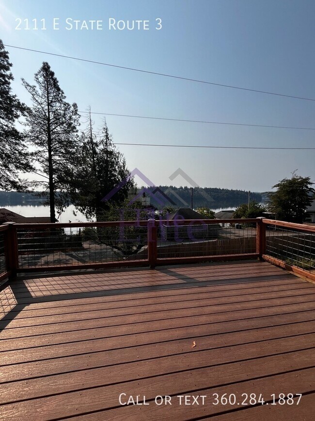 Building Photo - 2111 WA-3