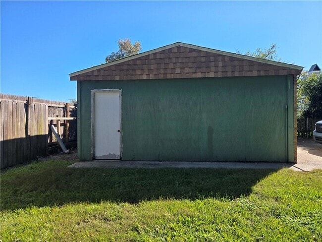 Building Photo - 641 Jefferson Heights Ave