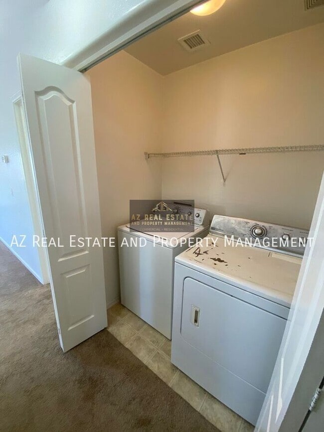 Building Photo - 4850 N 113th Dr